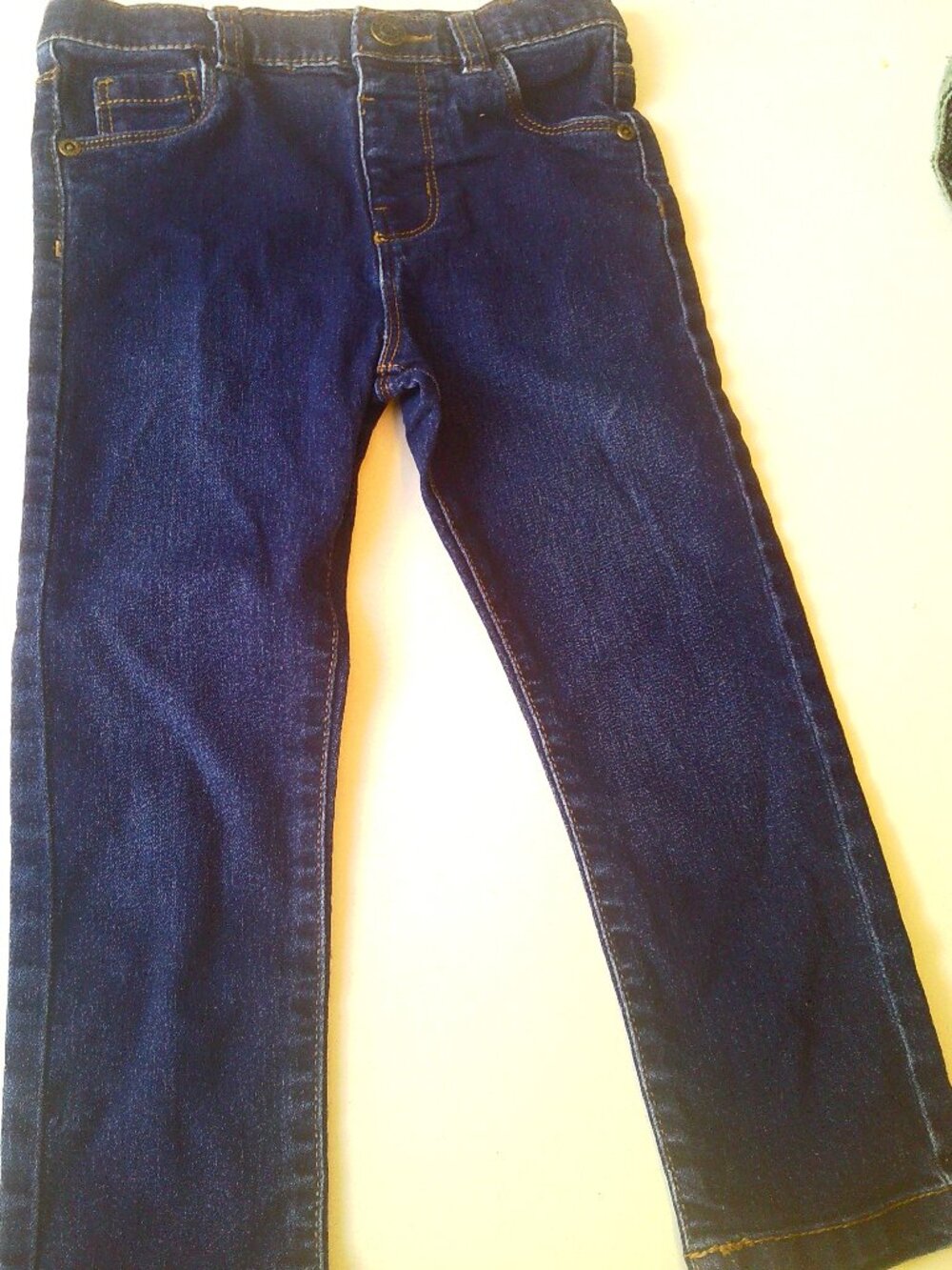 George Jean Size 4T Dark Bleu Boy  Kids Good Condition